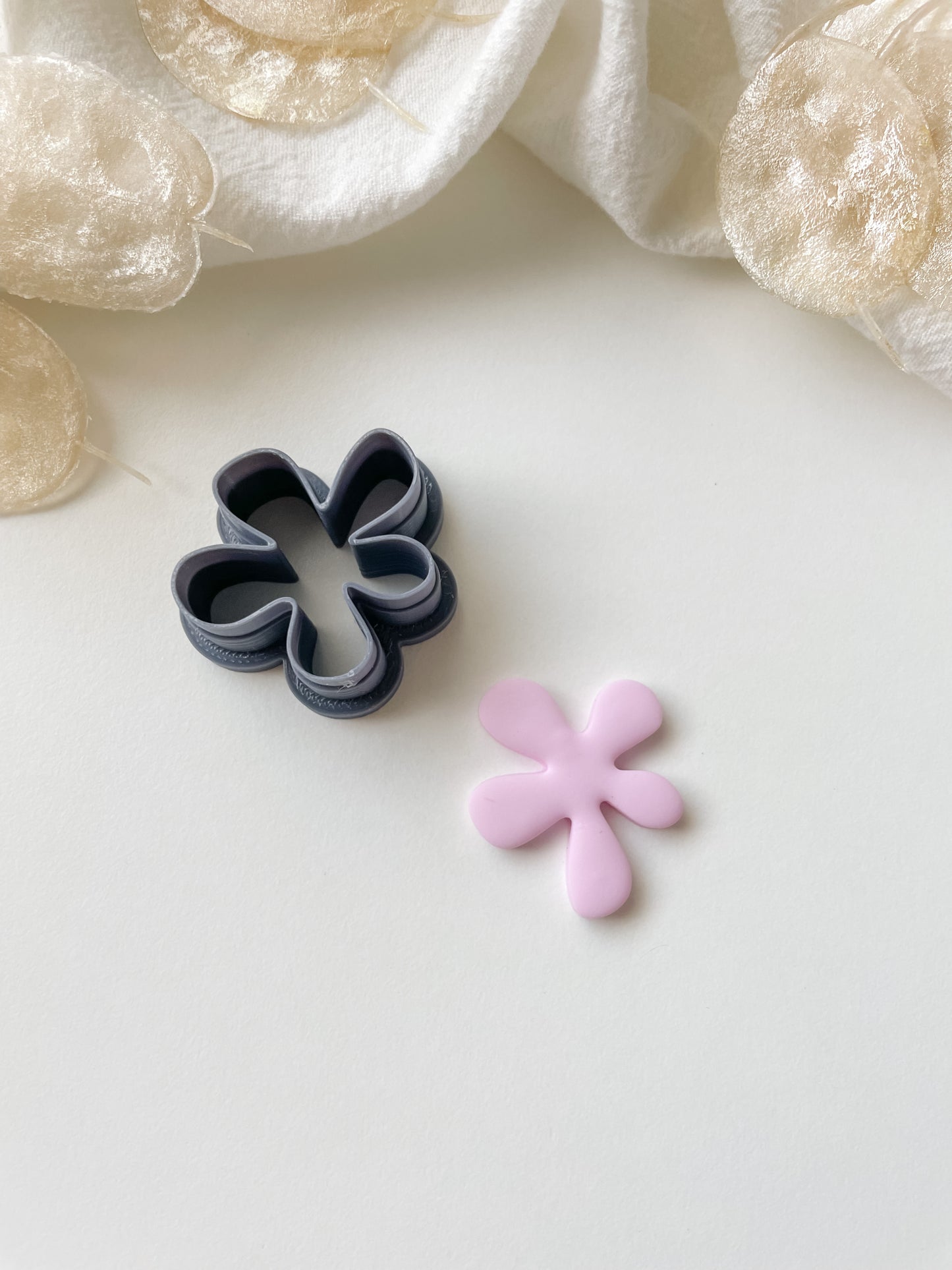 Mold flower, m358
