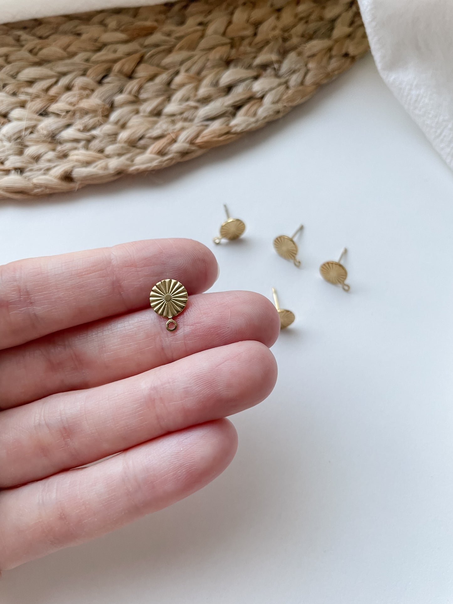 Earring stud with loop 11x8mm, RST304, 1pair