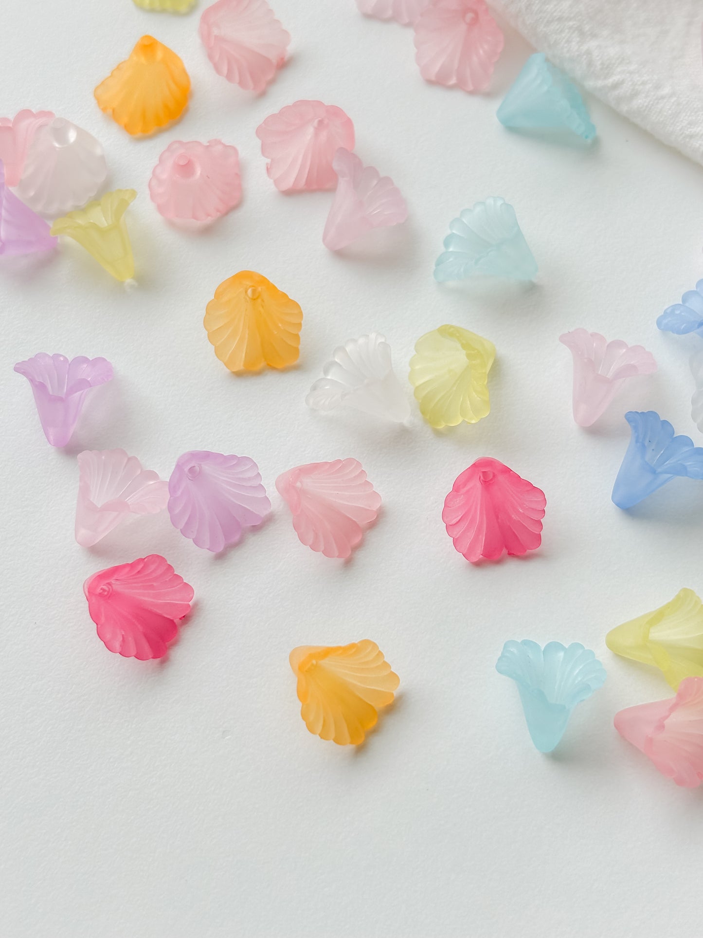 Bead flower 12x12x9mm, mix.20pcs