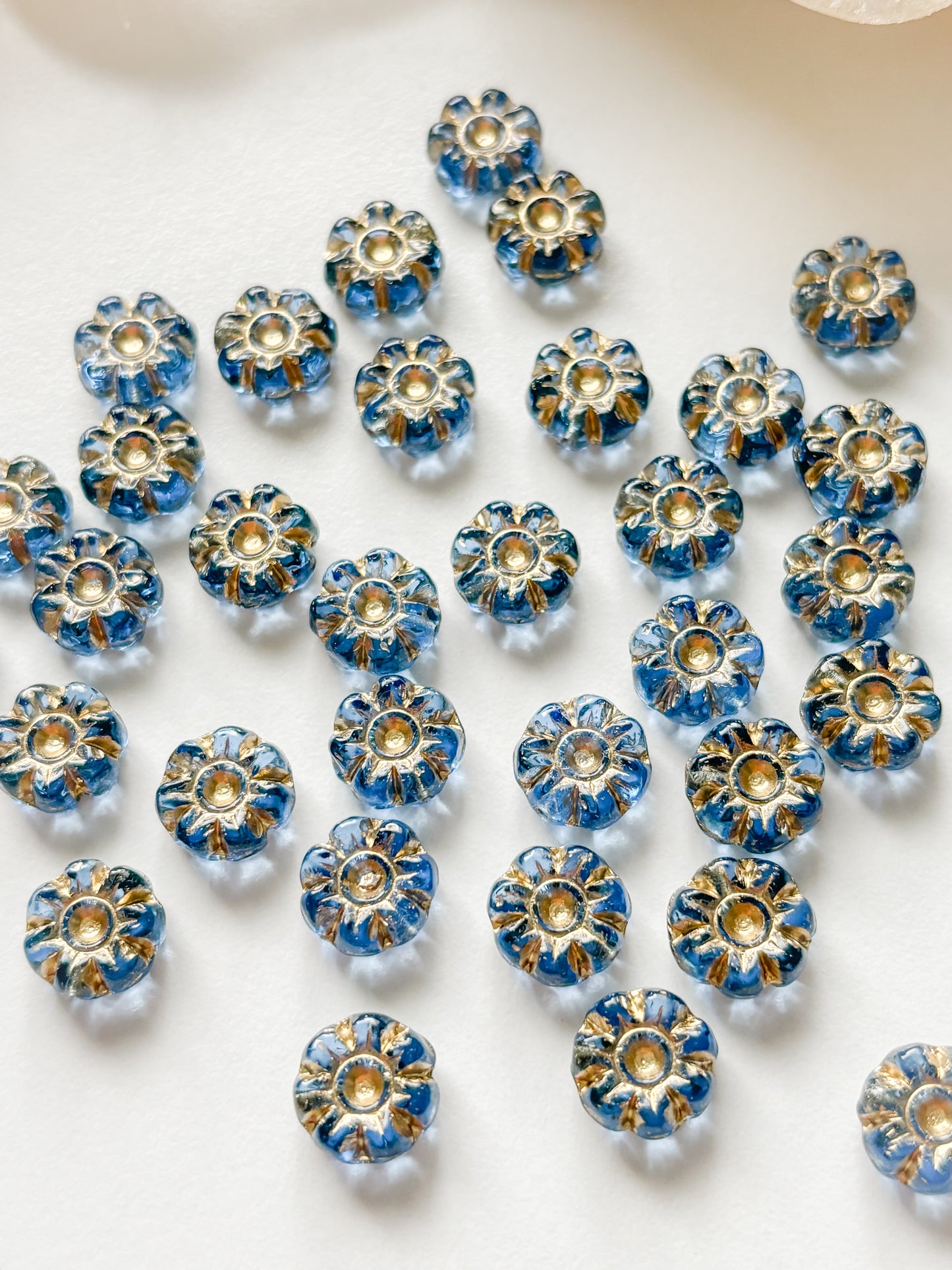 Glass bead flower 10mm, Czech, 10pcs