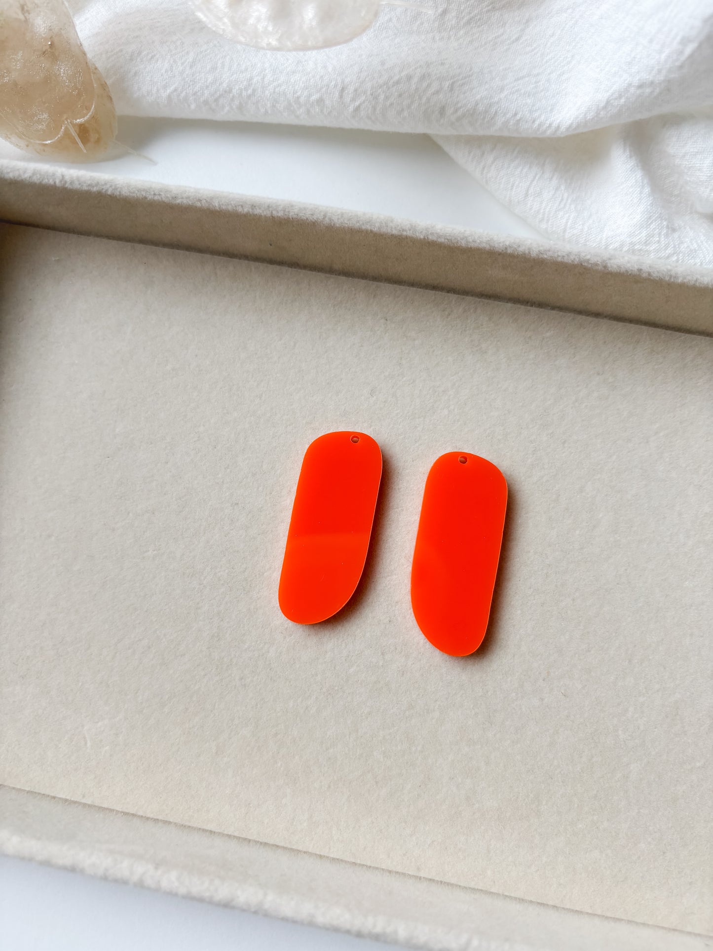Pendant orange 40mm