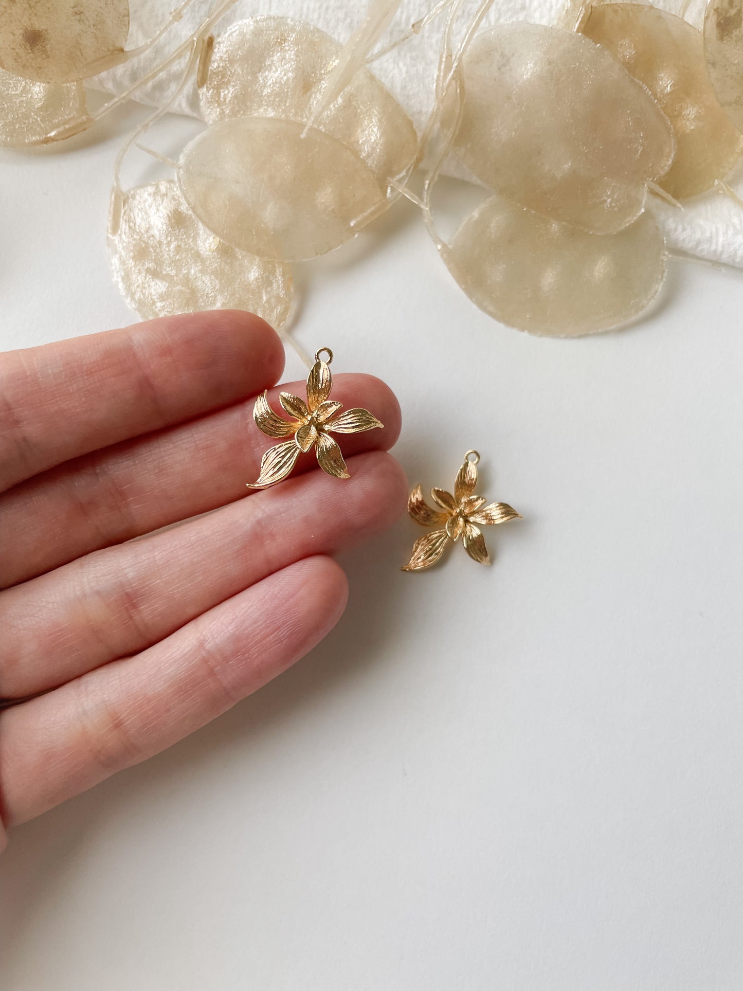 Hängsblomma 19,5x19mm, 1st