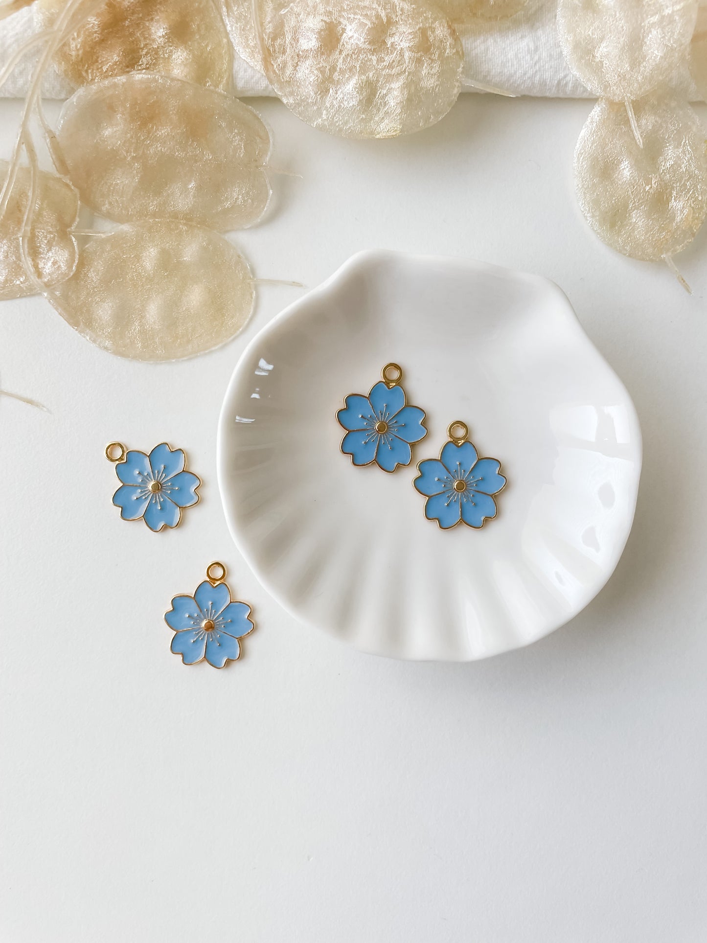 Hänge blå blomma 20,5x17,5x1,5mm, 1st