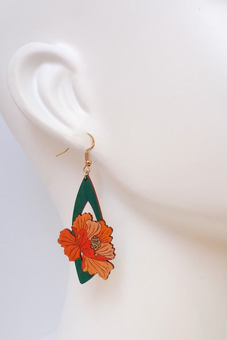 Pendant peony birch plywood with engraving 50mm, 1 pair, m48