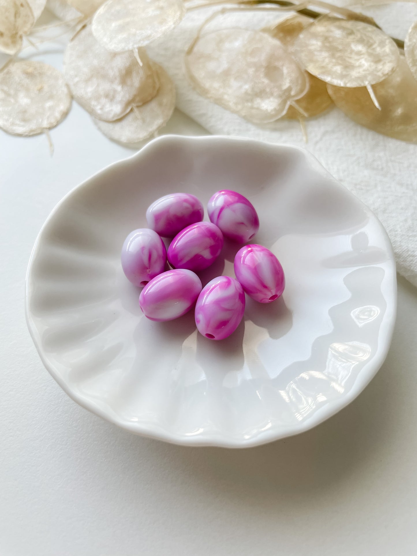 Helmi pinkki ovaali 13x10mm 1kpl