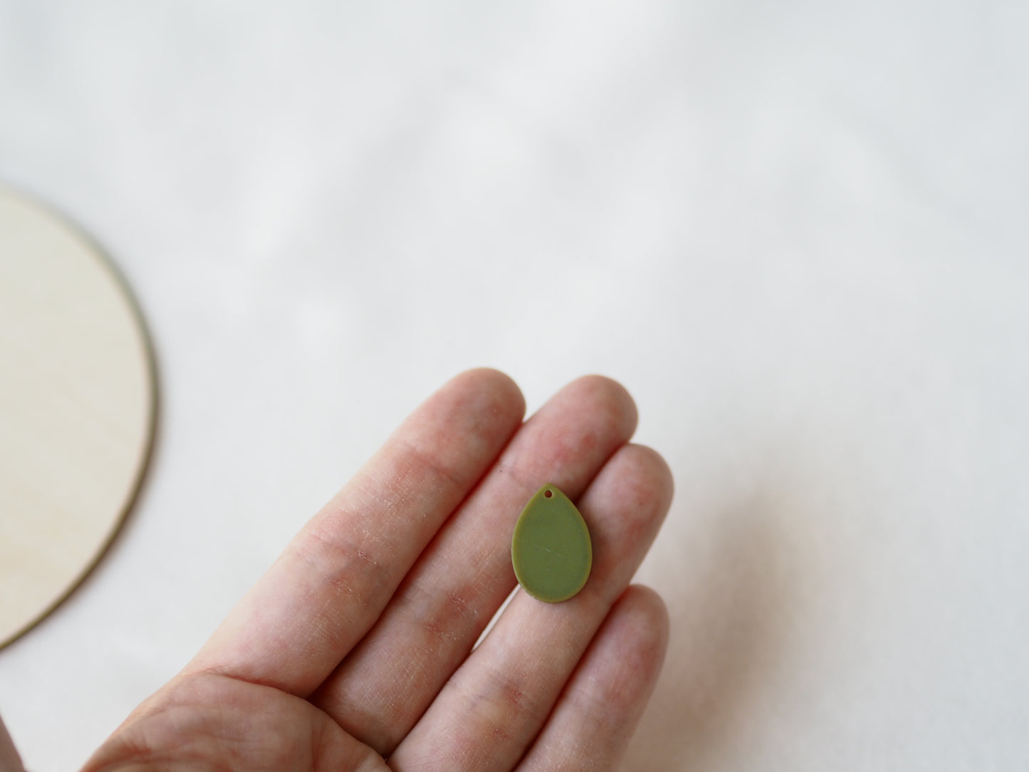 Akrylhänge grön 1st