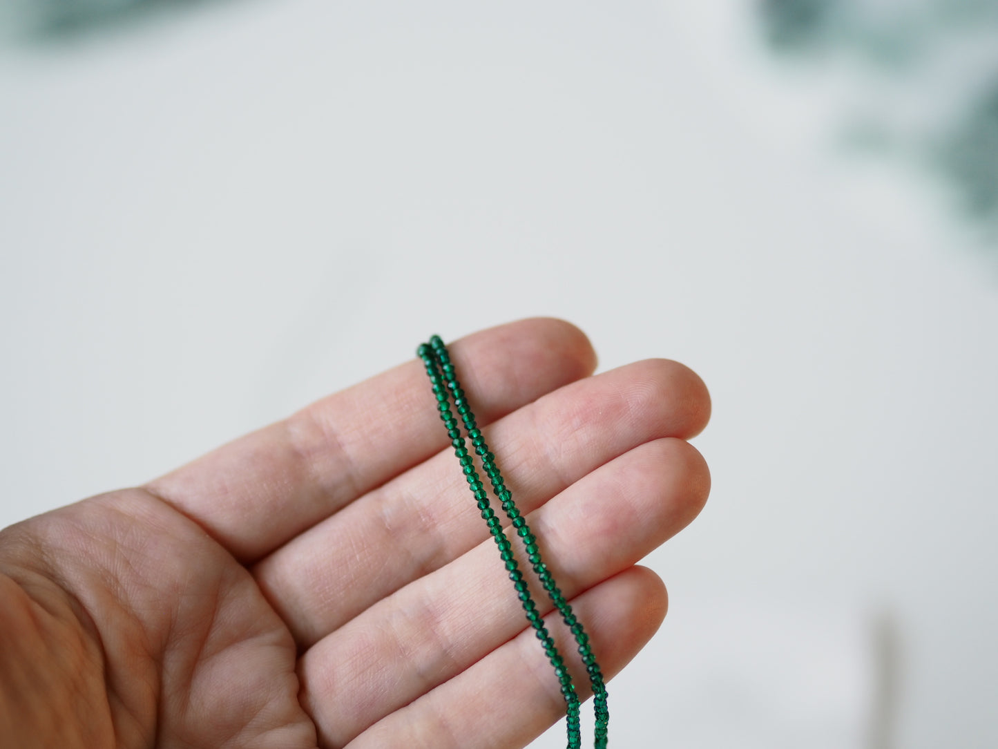 Vihreät lasihelmet 2mm