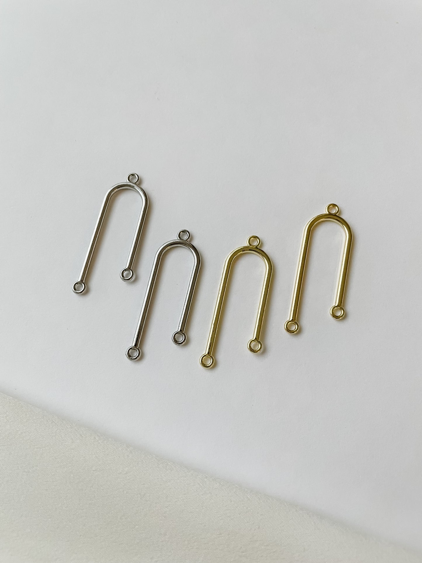 Pendant 41x16mm silver/gold 1pc