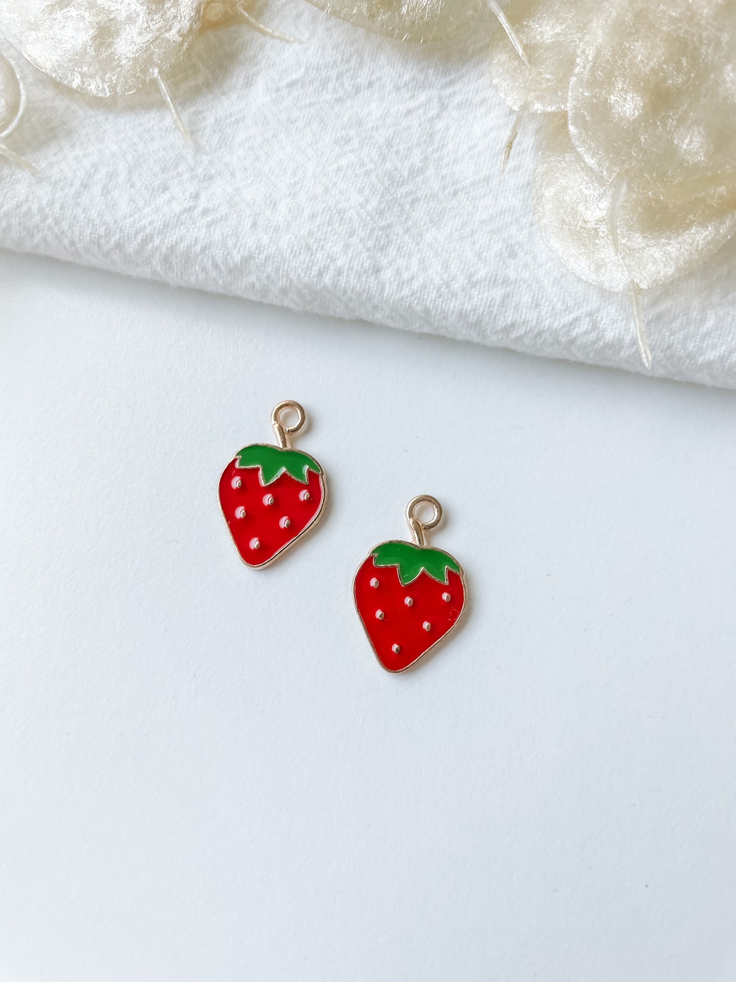 Hänge jordgubbe, 20x13mm 1st