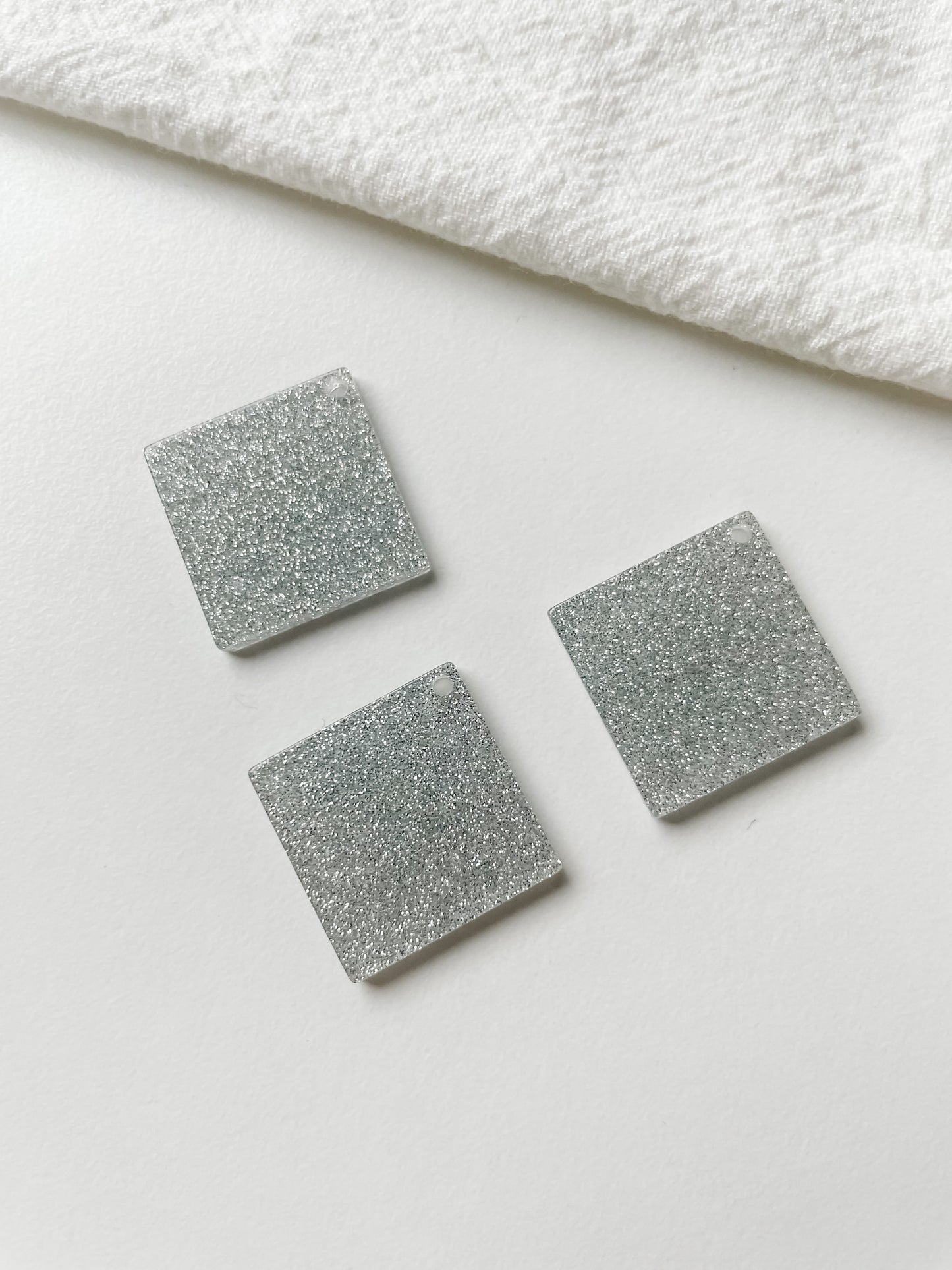 Pendant silver glitter 1pc