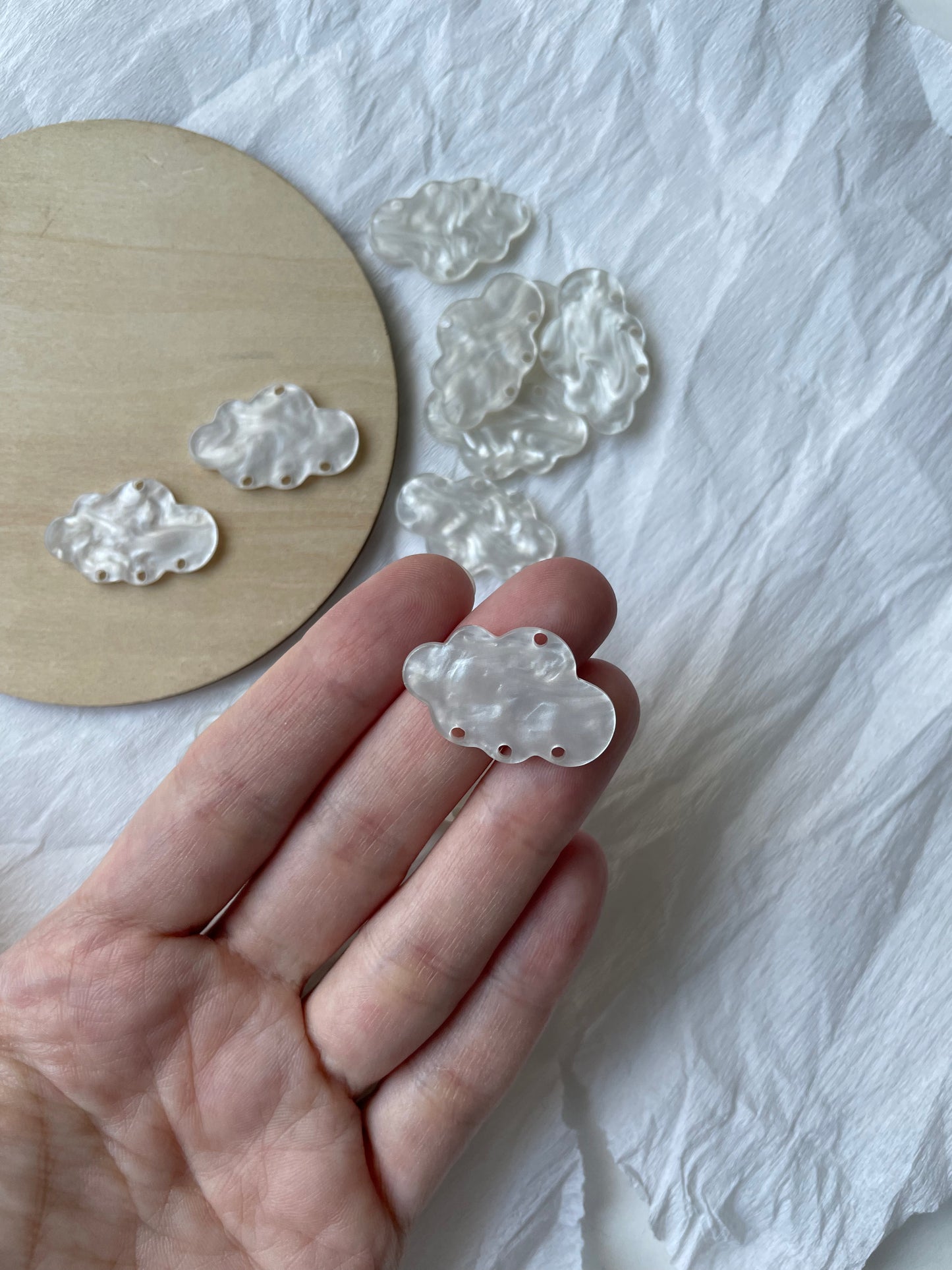Pendant cloud 28x18mm 1pc