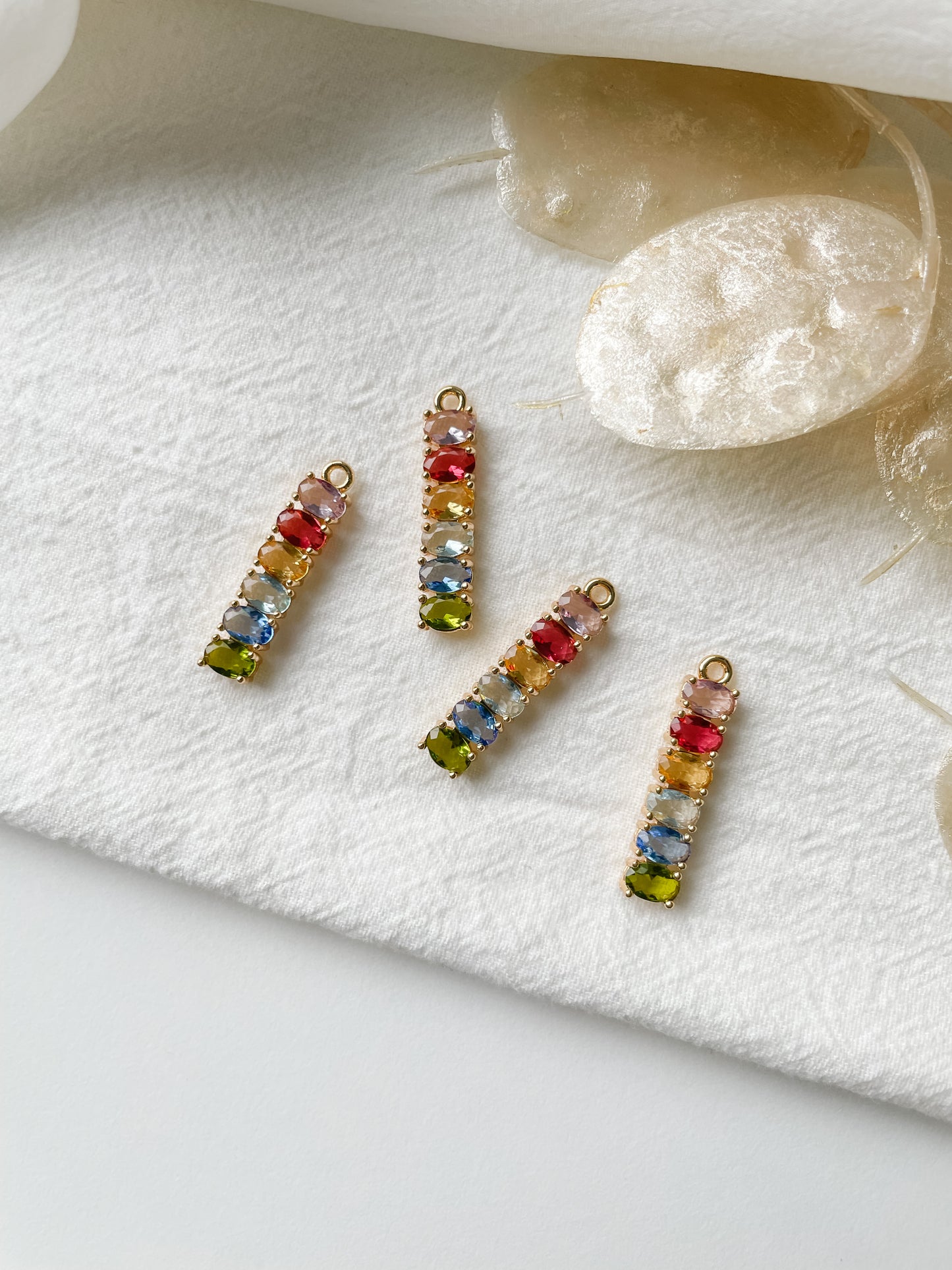 Pendant 29mm, 1pc