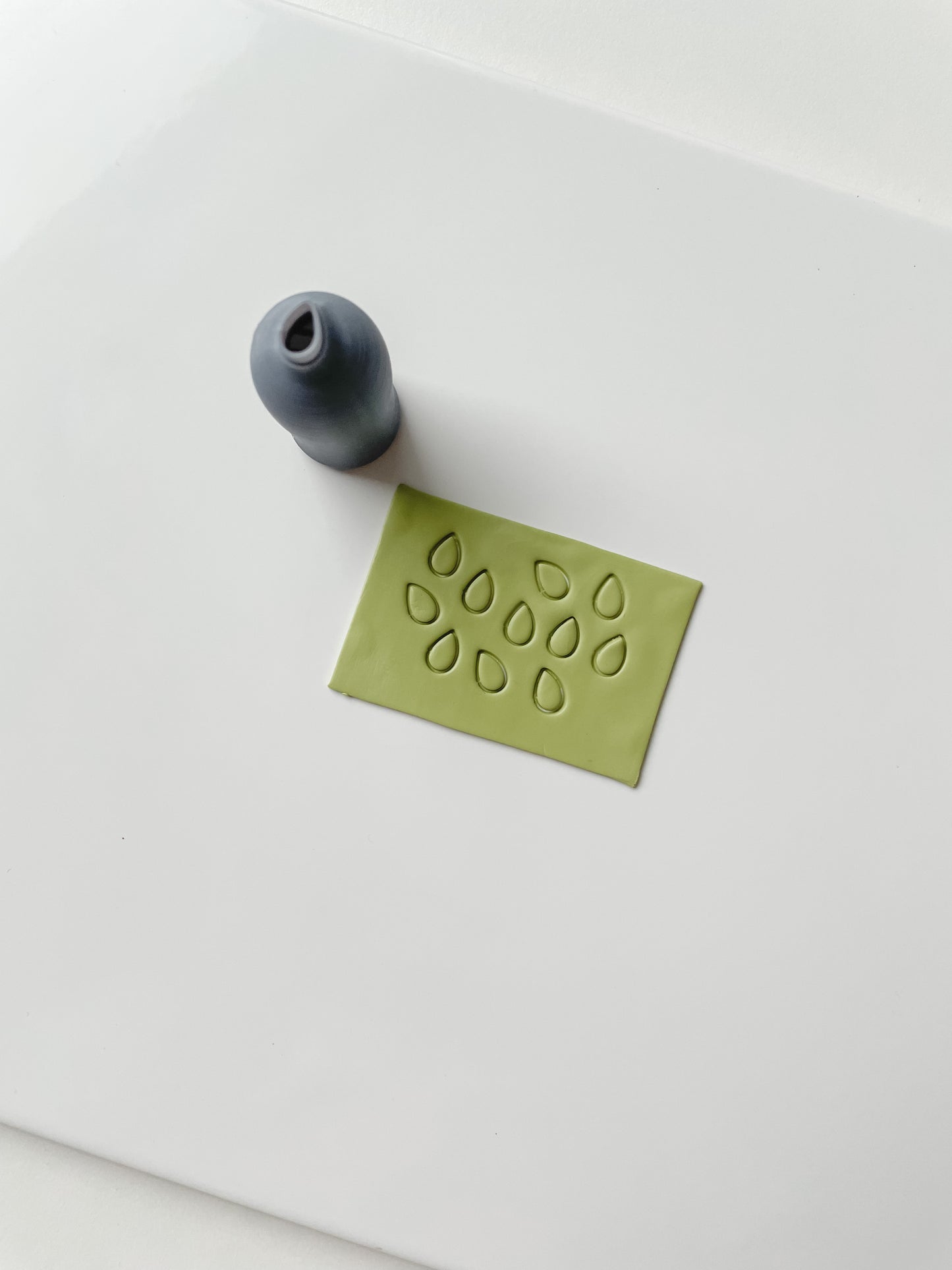 Polymer mass mold m57