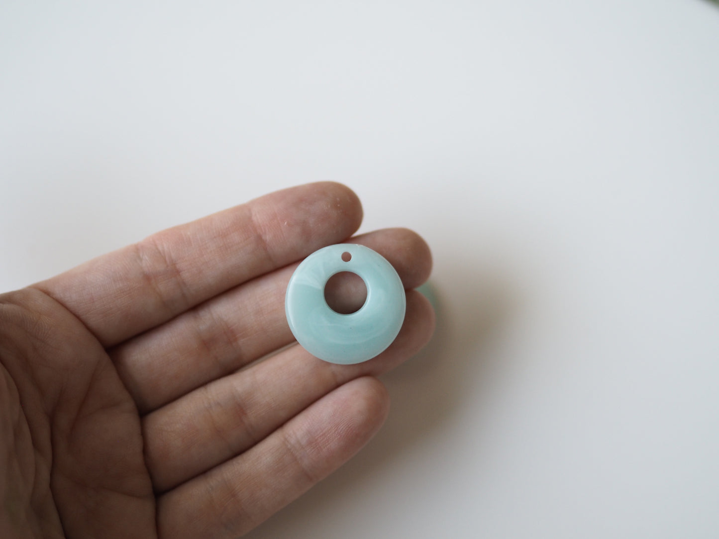 Pendant acrylic blue 24mm, 1pc