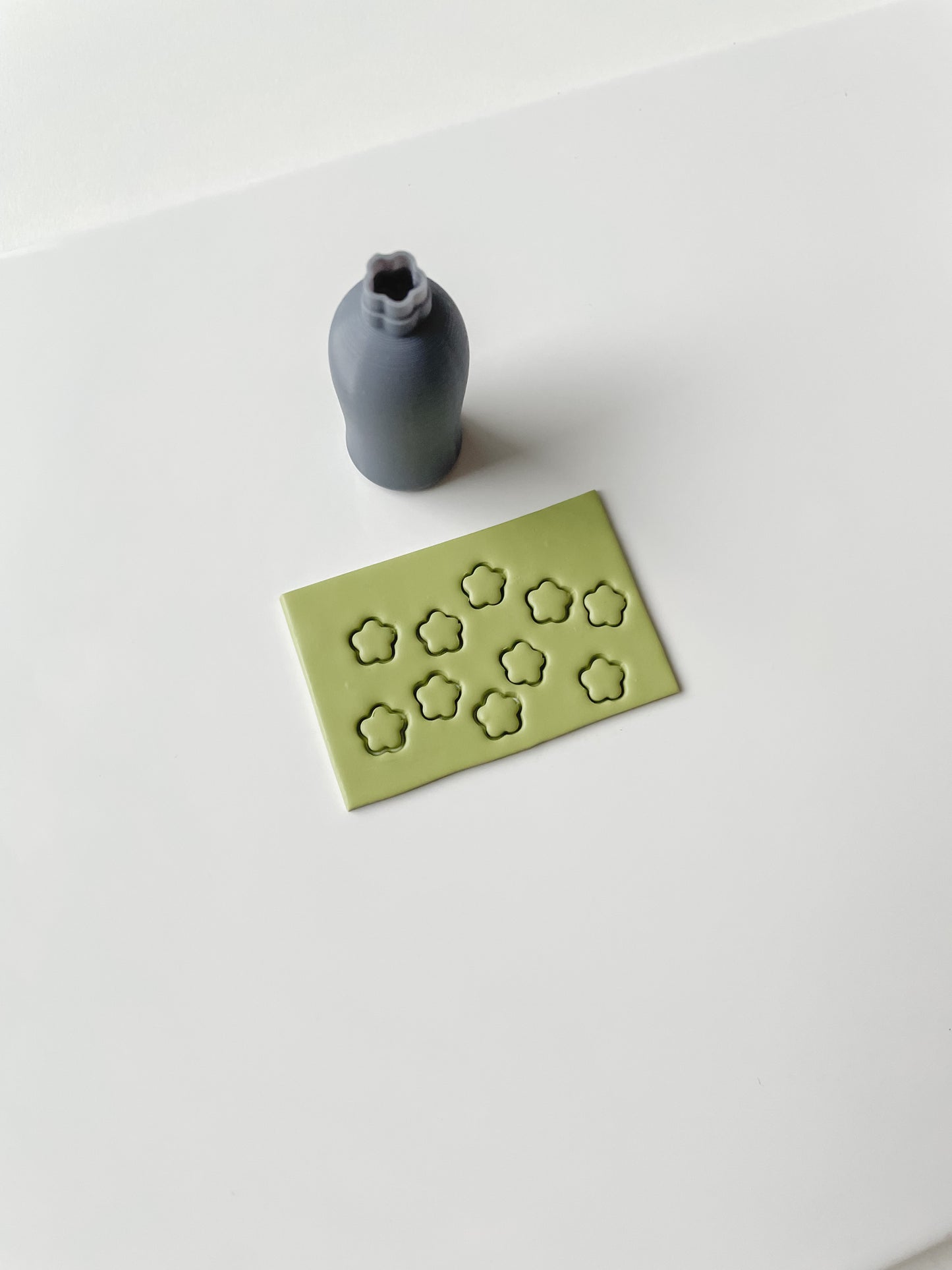 Polymer mass mold m58