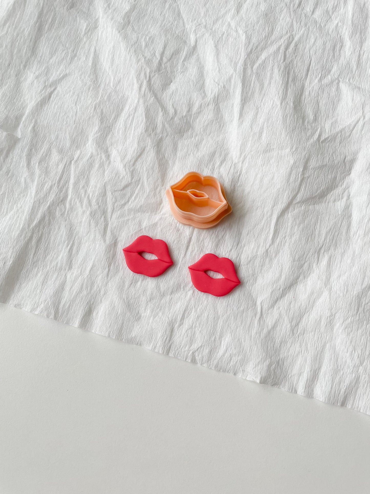 Mold lips, m121