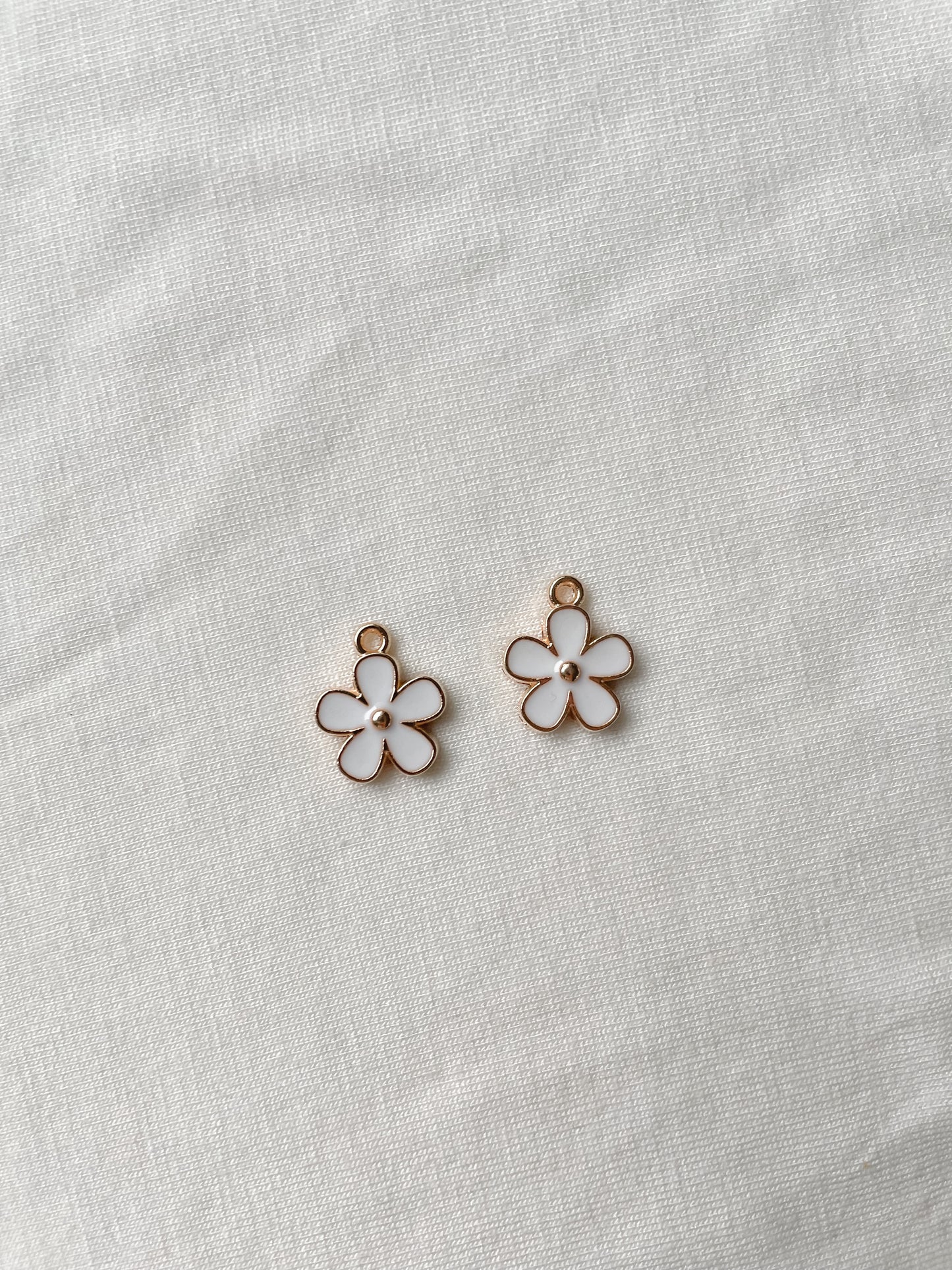 Hänge blomma vit 15x13mm 1st