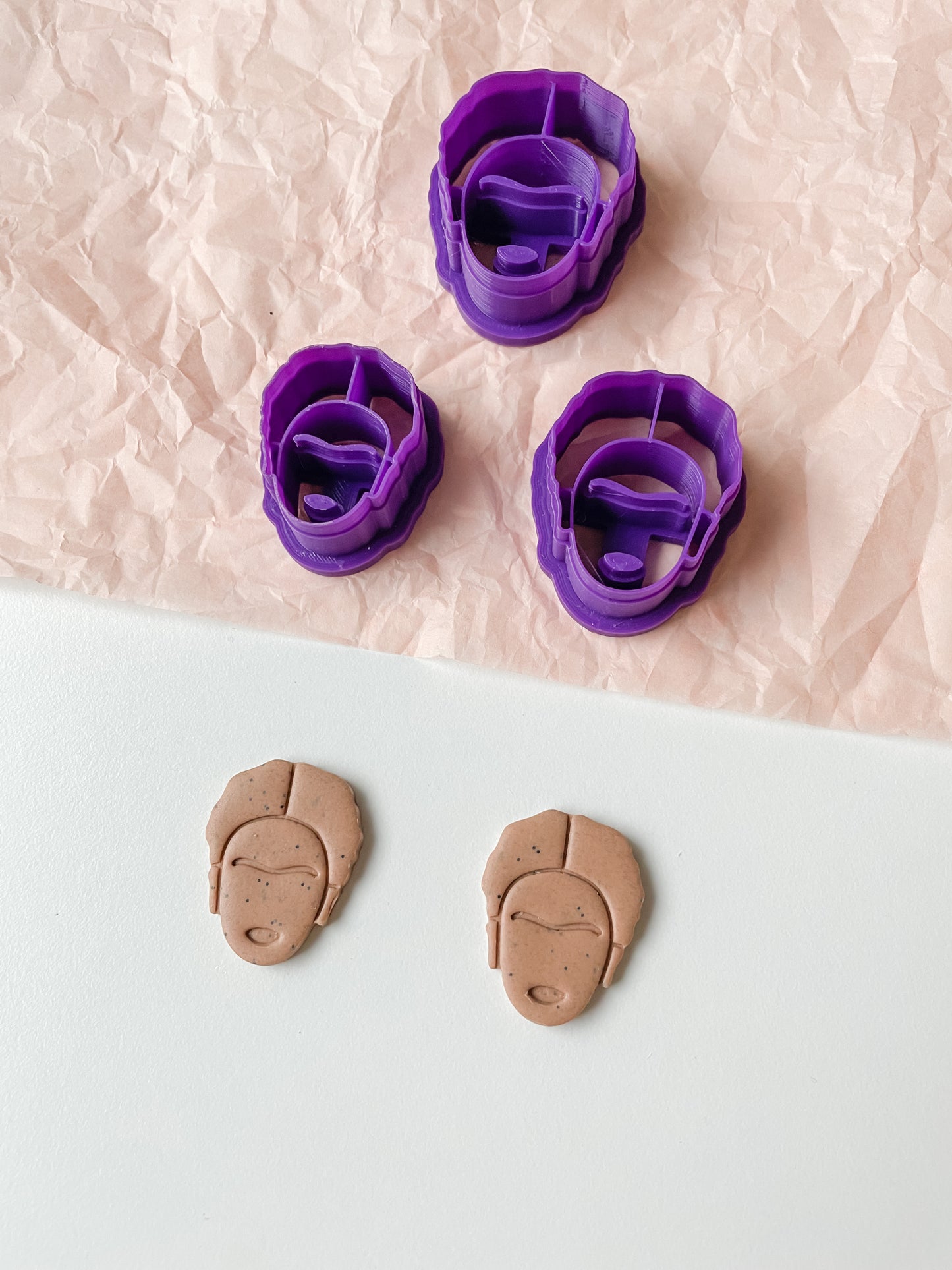 Polymer mass mold m85