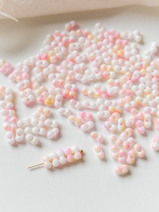 Lasihelmi 5.5~6x3~3.5x3mm, 50kpl