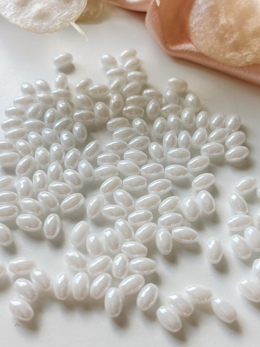 Lasihelmi 6.5~7x4~4.5mm, 50kpl