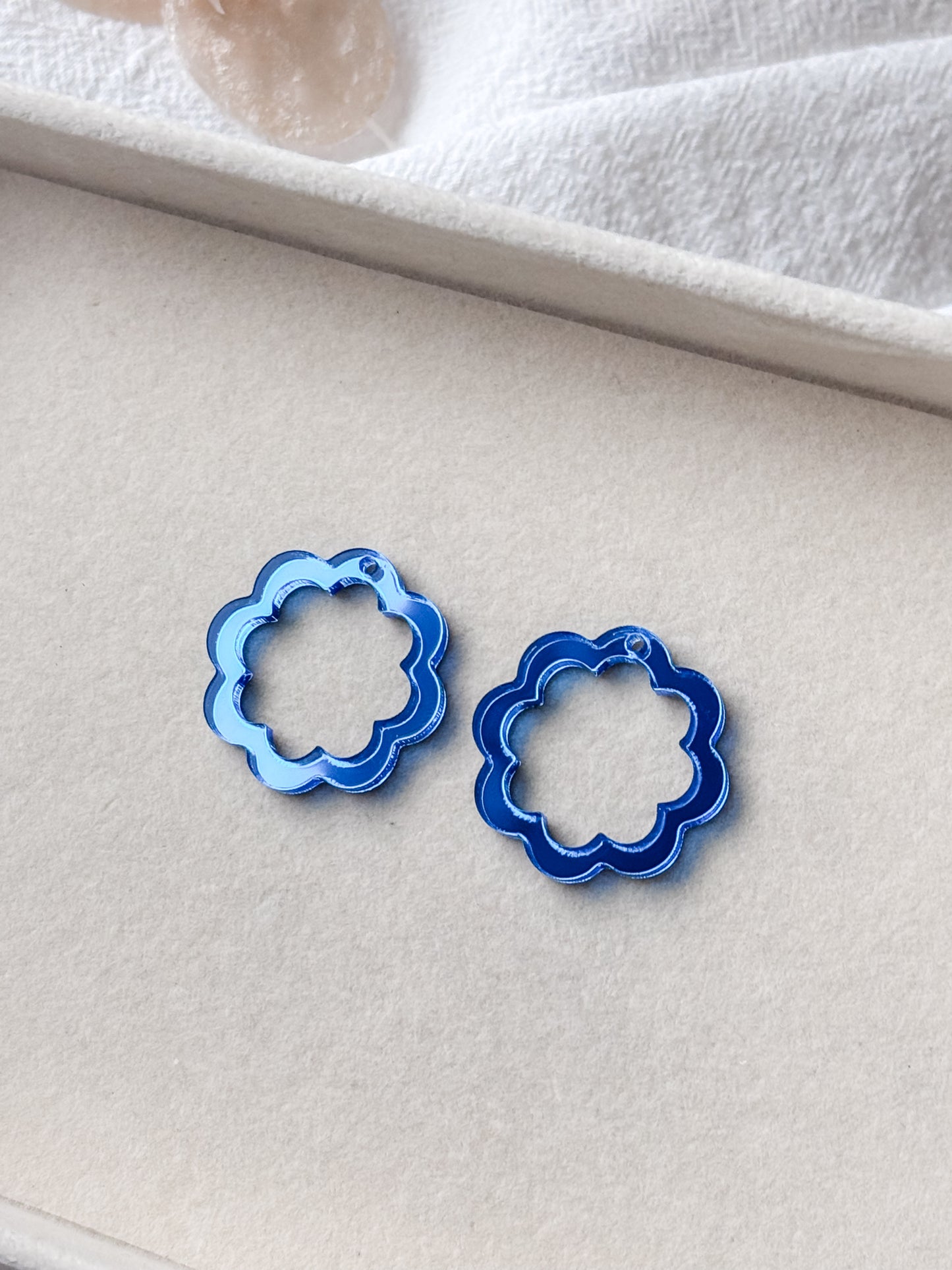Riipus 30mm, 1pari (eri värejä)
