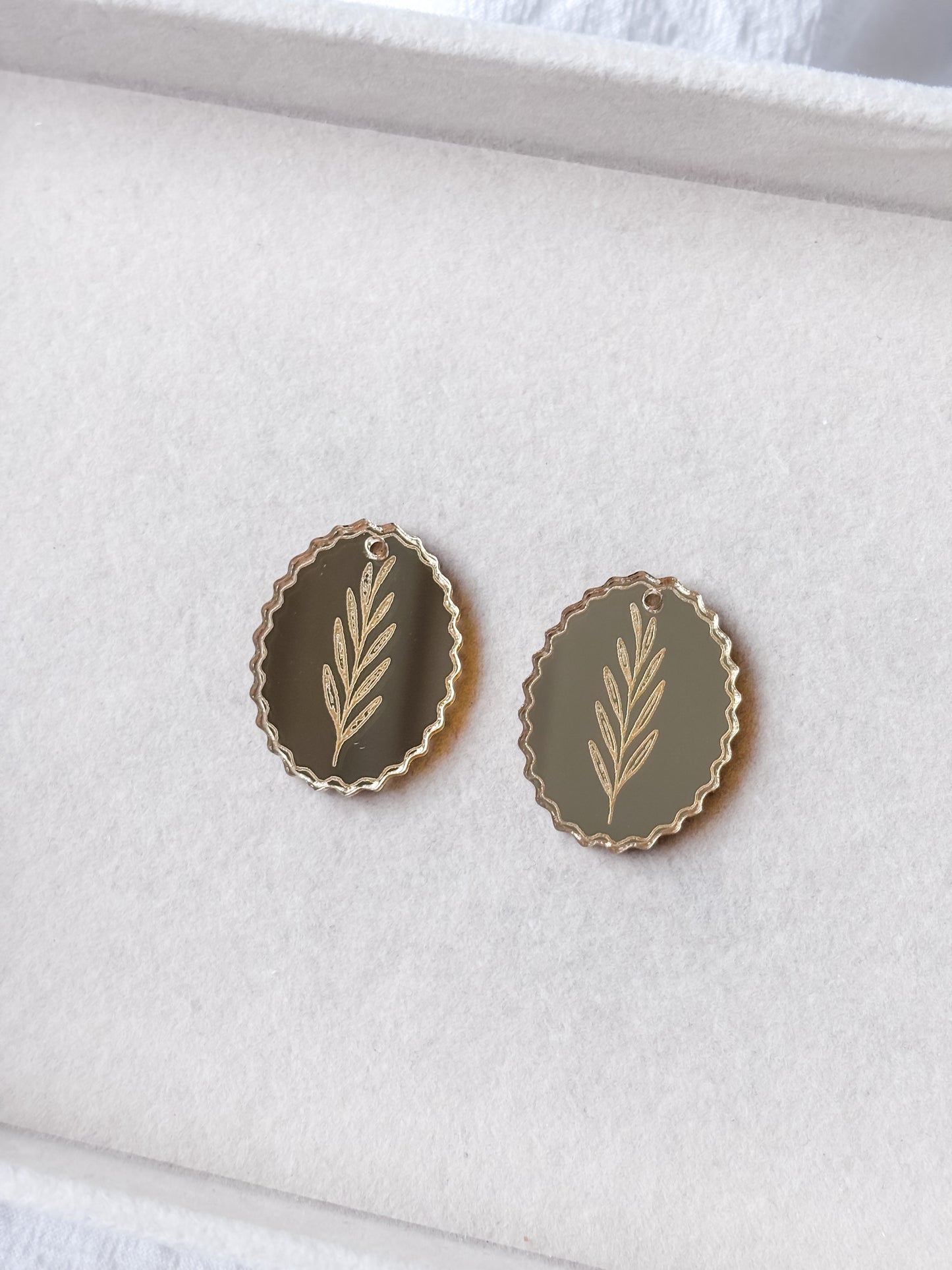 Riipus 30mm, 1pari (eri värejä)