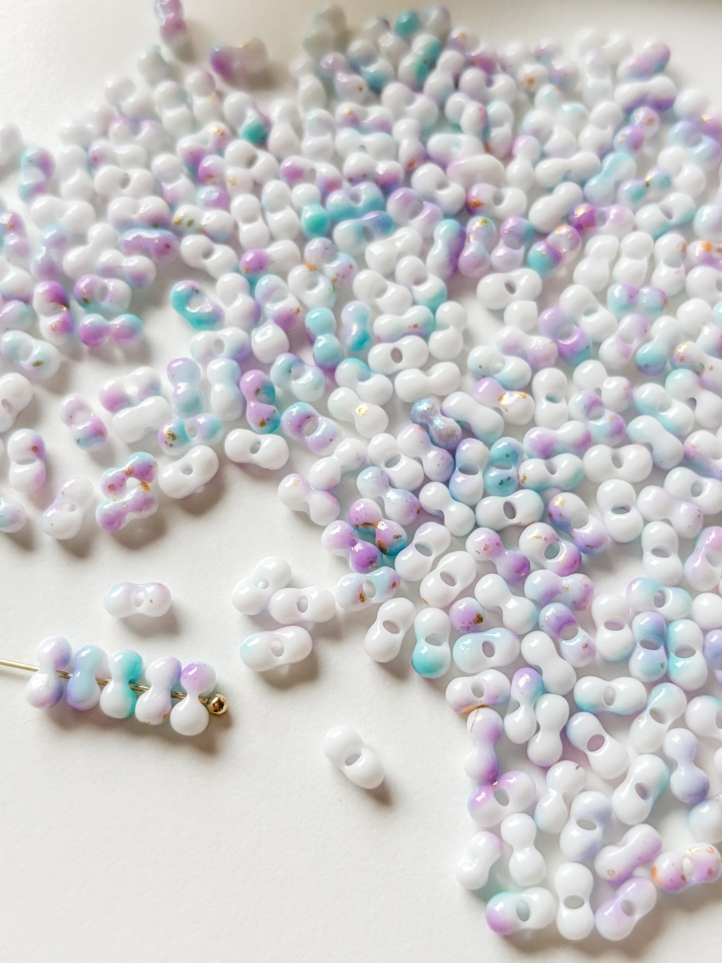 Lasihelmi 5.5~6x3~3.5x3mm, 50kpl