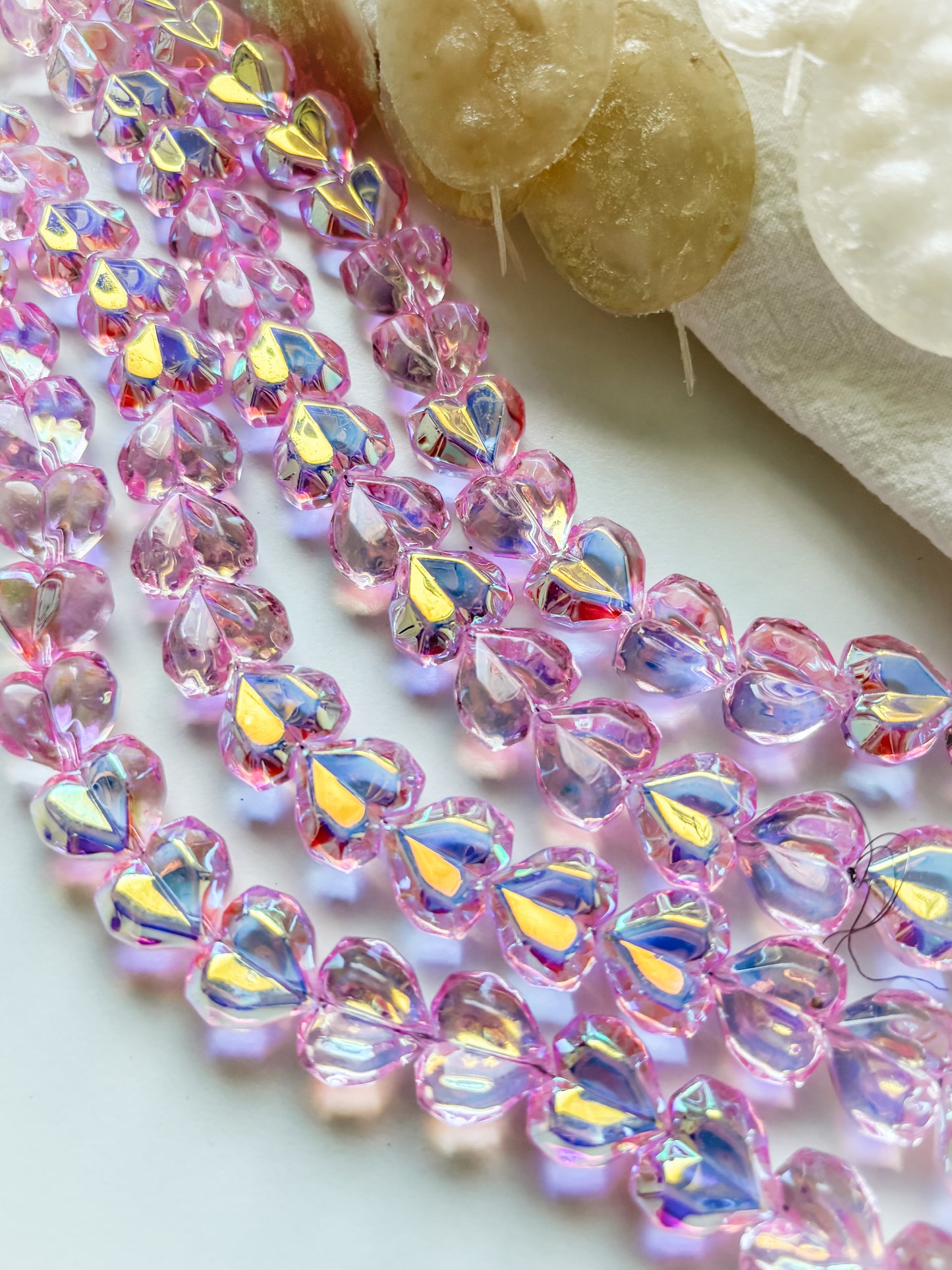 Glass bead heart 15x13x8.5mm, 10pcs