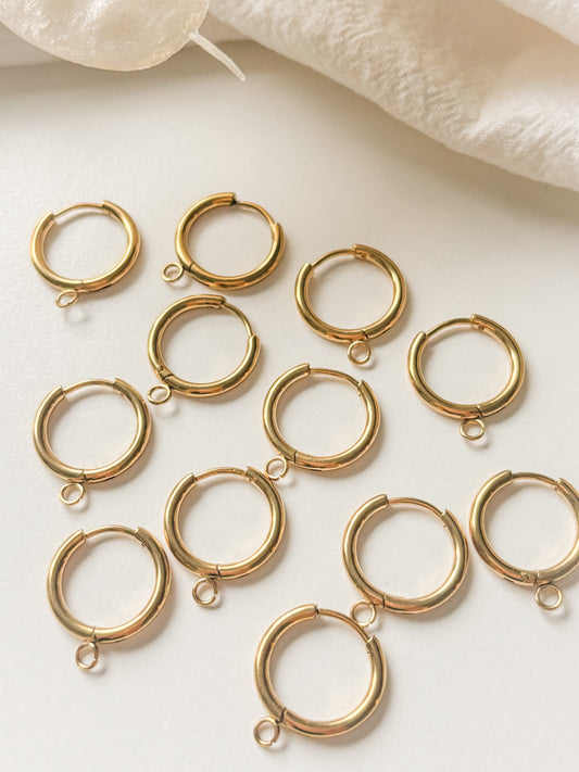 Korvakorurengas lenkillä 18x6x2mm, RST304, 1pari