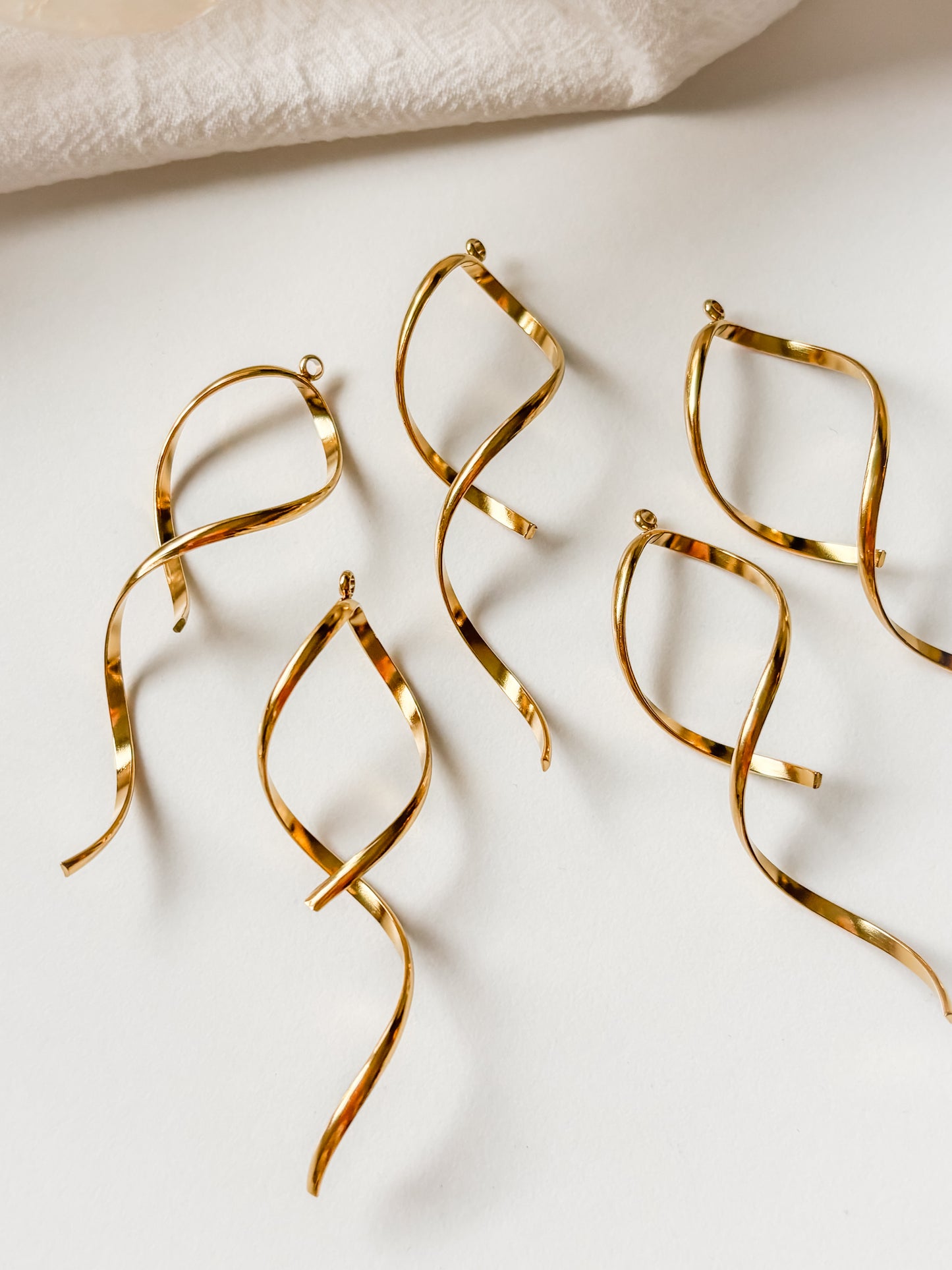 Riipus RST304 60.5x18x19mm, 2kpl