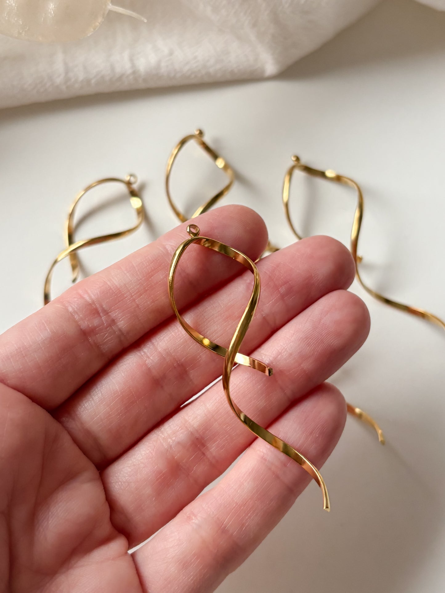 Riipus RST304 60.5x18x19mm, 2kpl