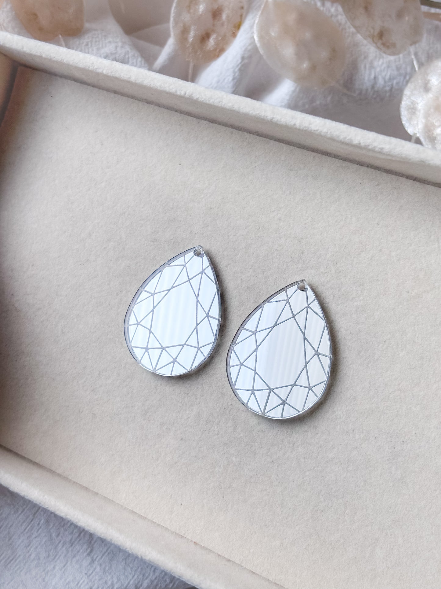 Riipus 40mm, 1pari (eri värejä)