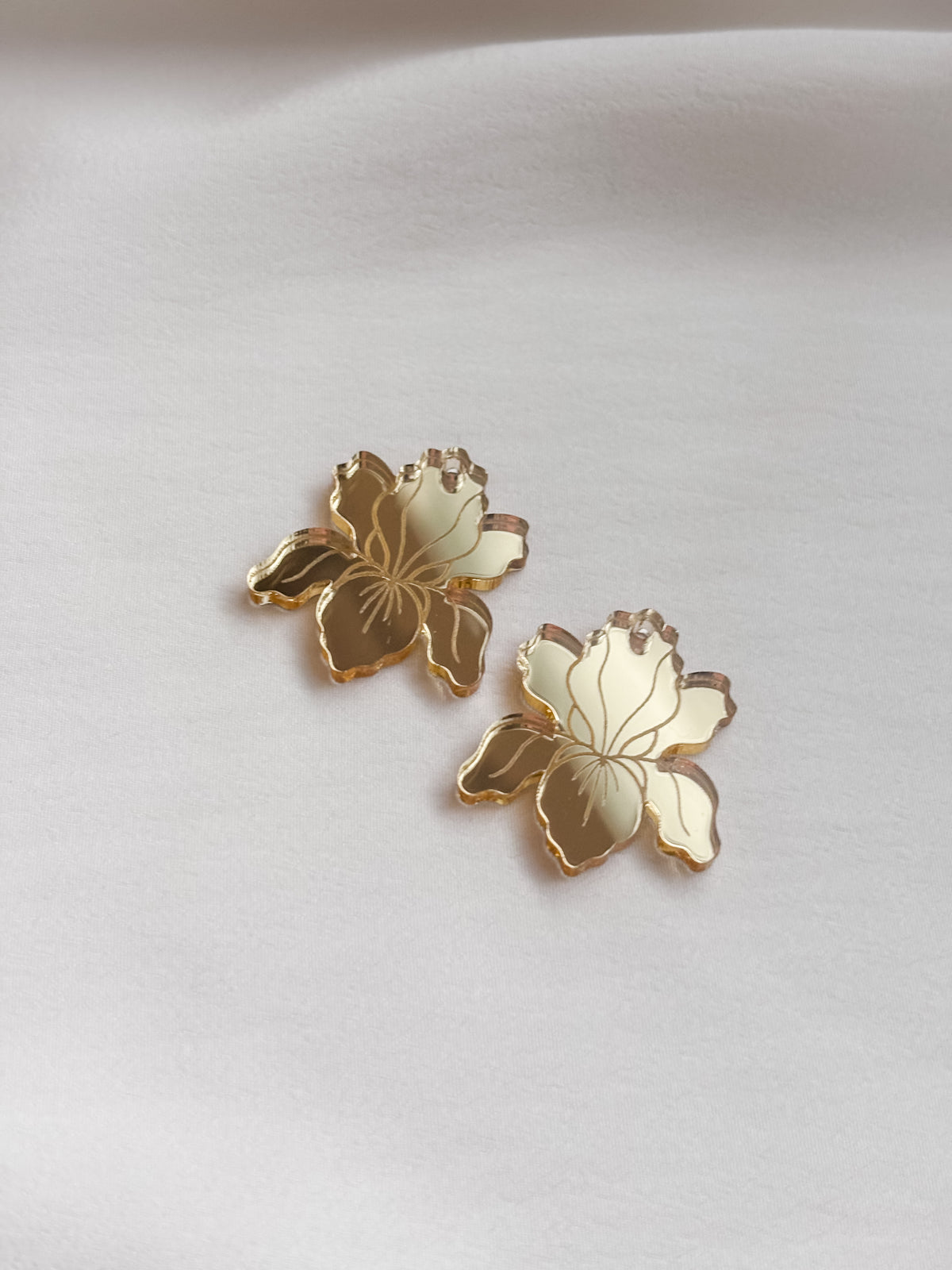 Riipus iris 30mm 1pari (eri värejä)