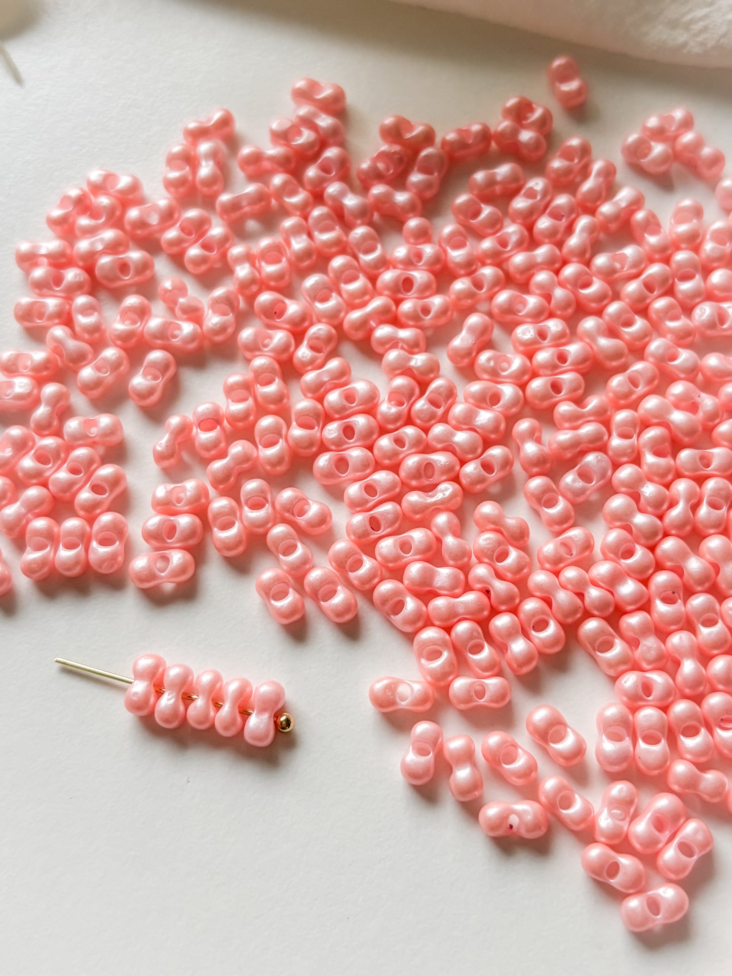 Lasihelmi 5.5~6x3~3.5x3mm, 50kpl