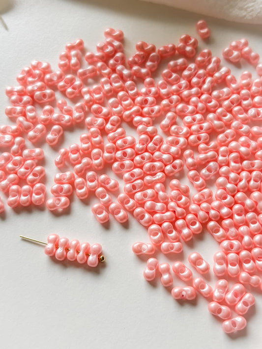 Lasihelmi 5.5~6x3~3.5x3mm, 50kpl