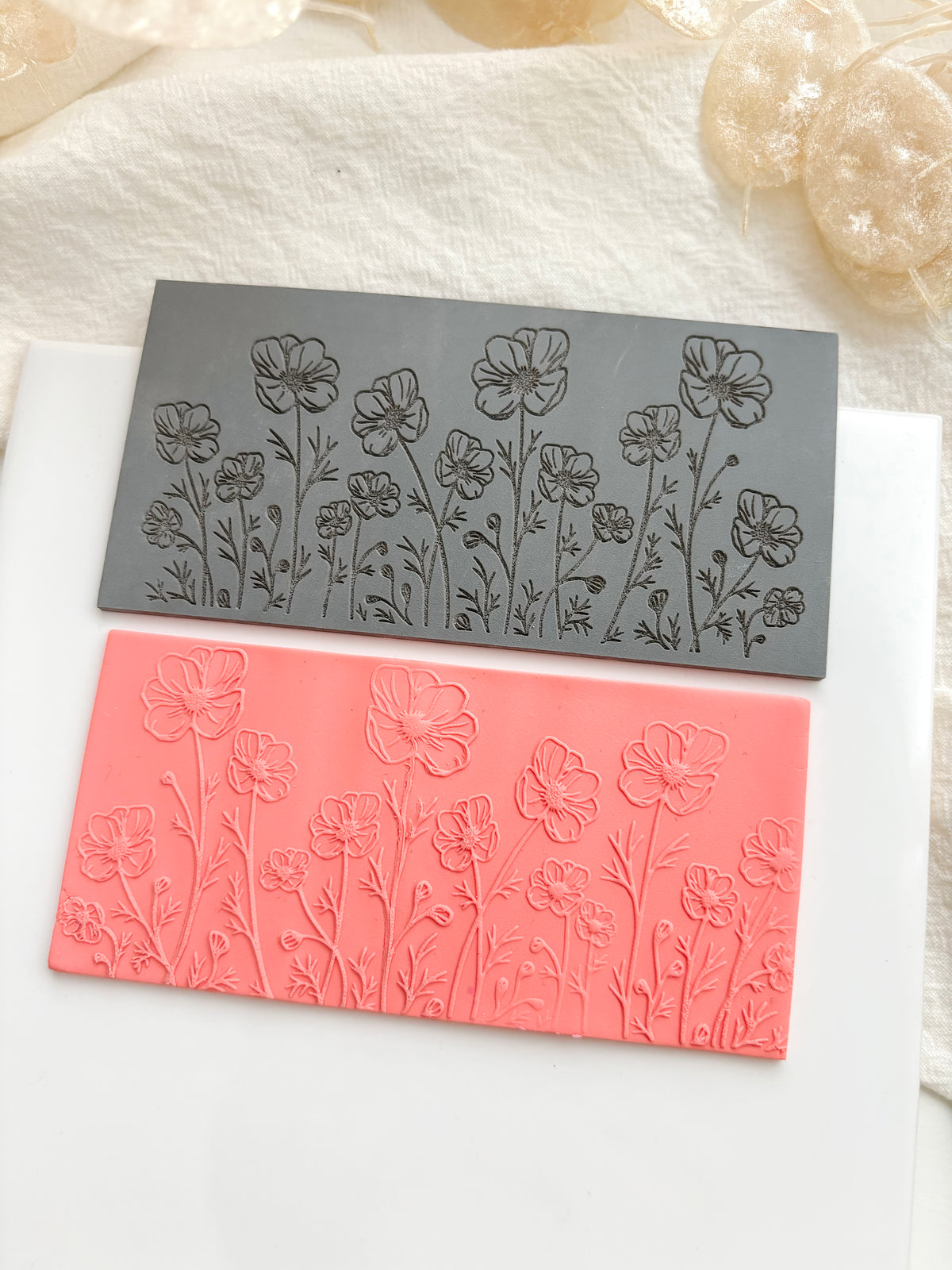 Textured mat flowers 5.5x111mm