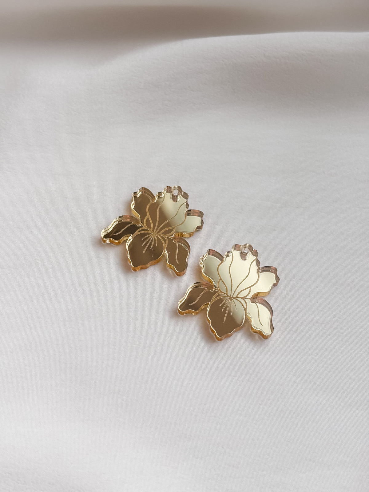 Riipus iris 30mm 1pari (eri värejä)