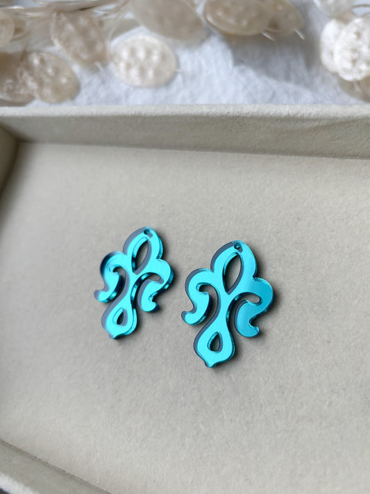 Pendant 40mm, 1 pair (different colors)