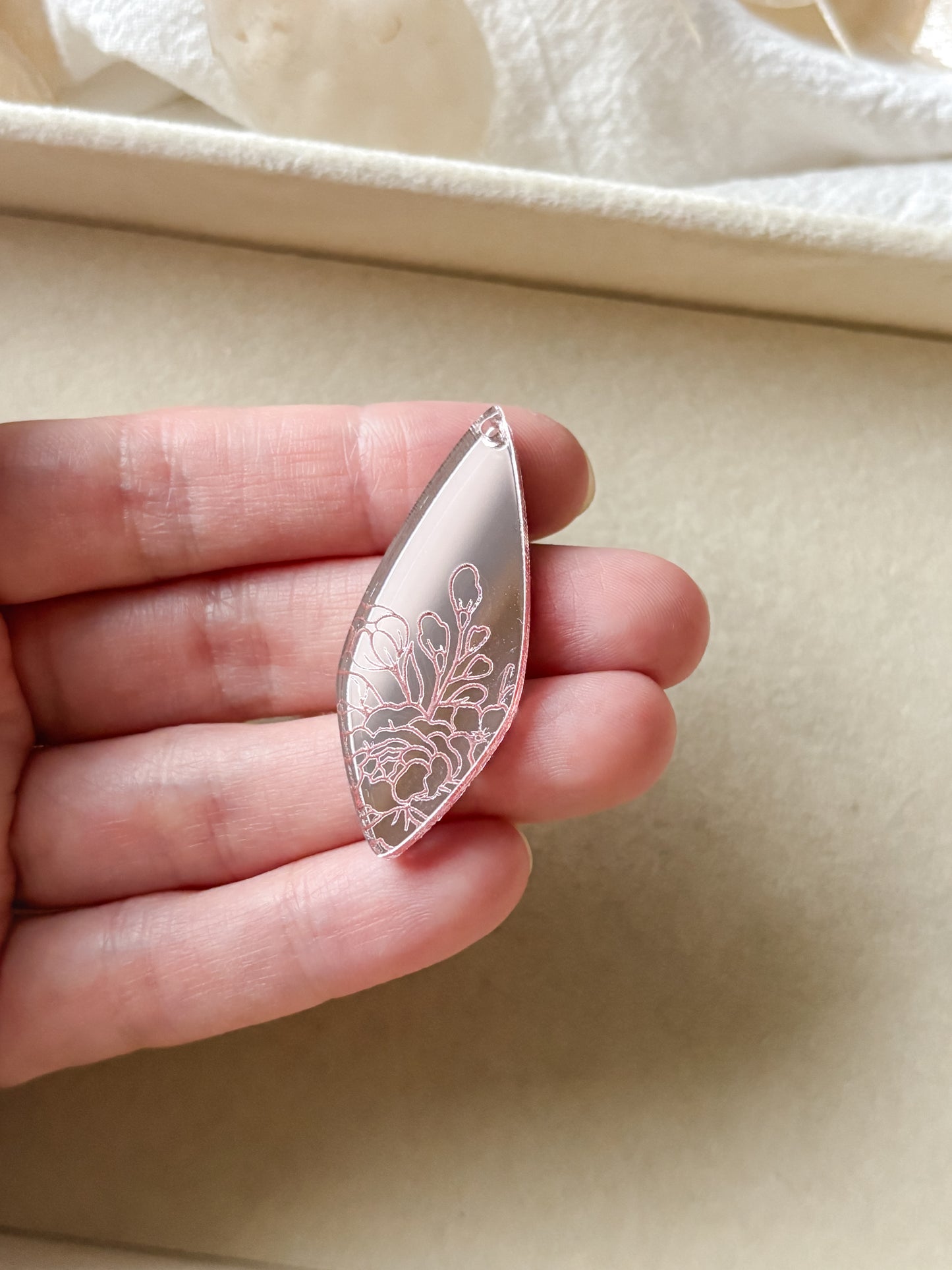 Riipus kukka 44mm, 1pari