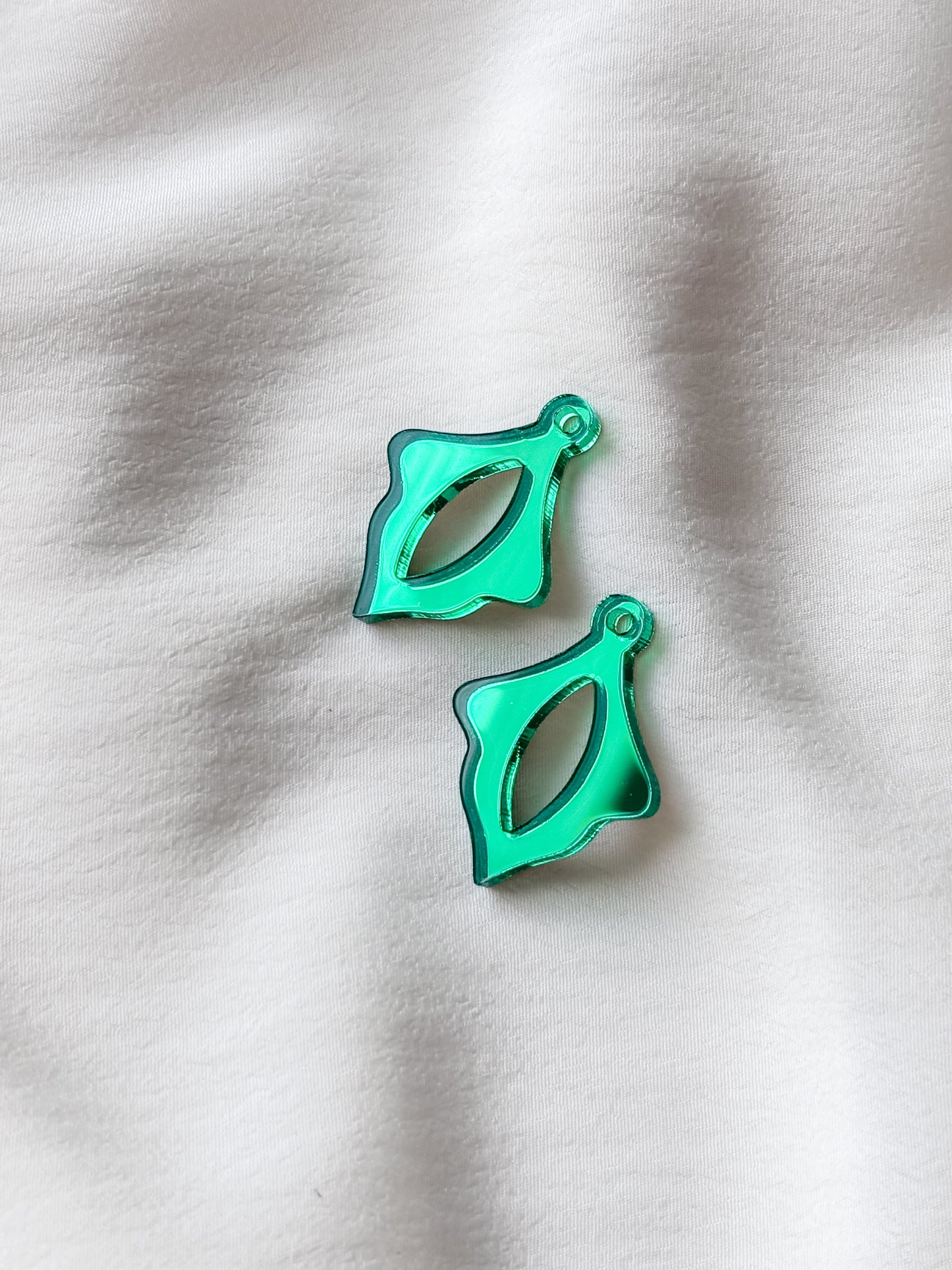 Riipus 30mm 1pari (eri värejä)