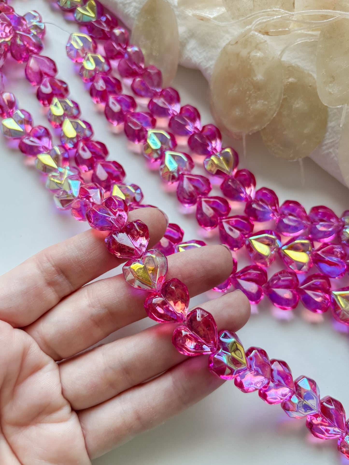 Glass bead heart 15x13x8.5mm, 10pcs