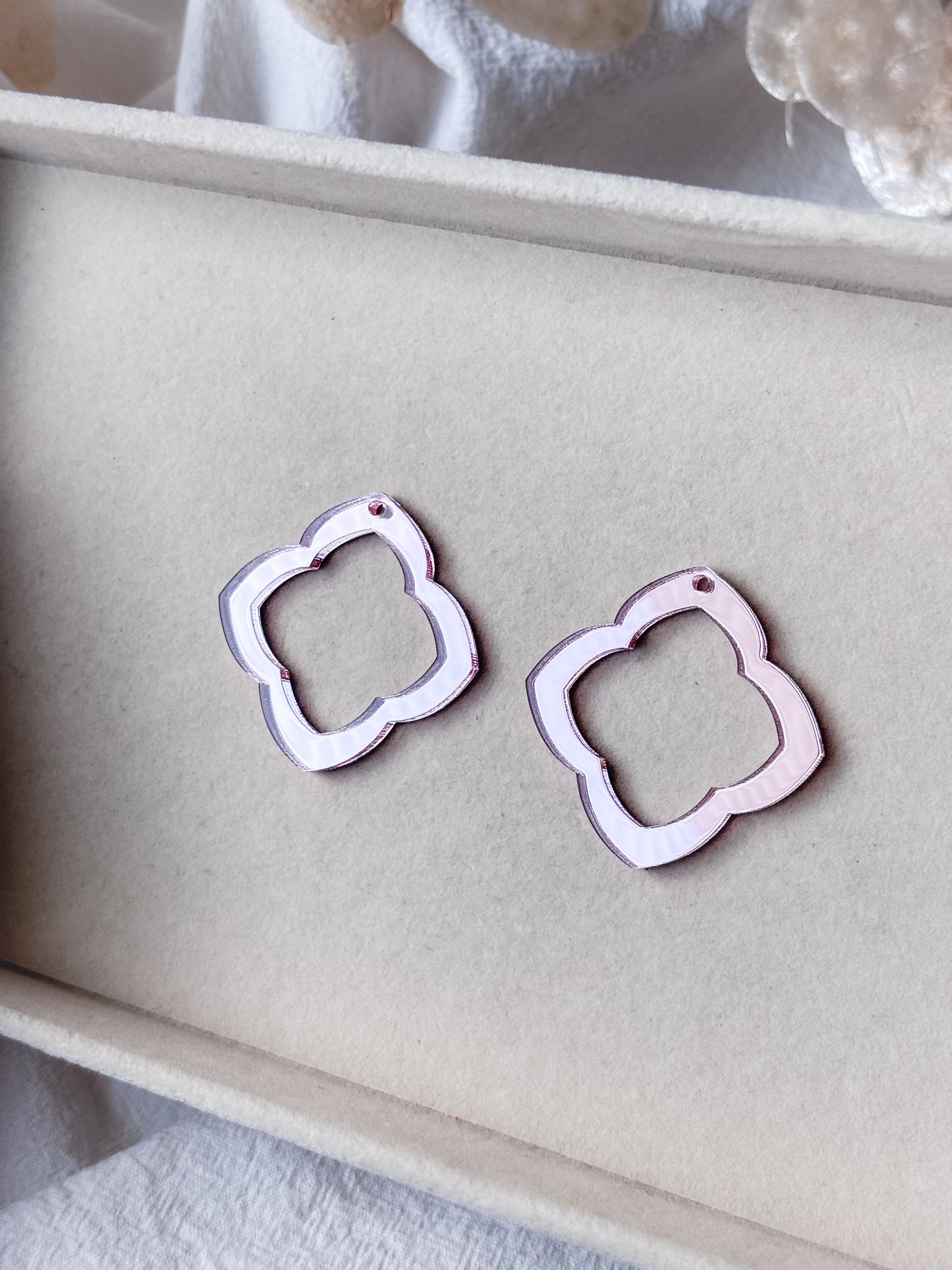 Riipus 40mm, 1pari (eri värejä)