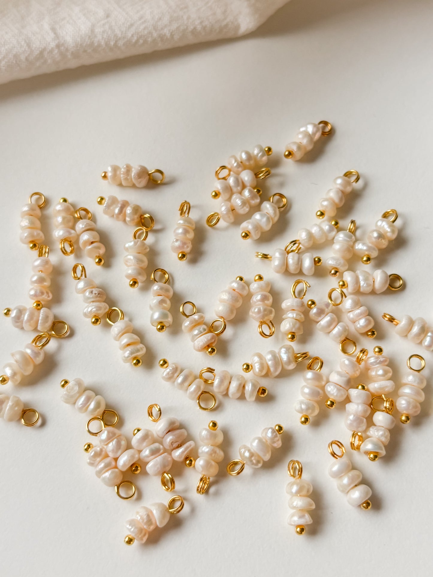 Riipus makean veden helmi 12.5x3.5~5.5x4.5mm, 10kpl