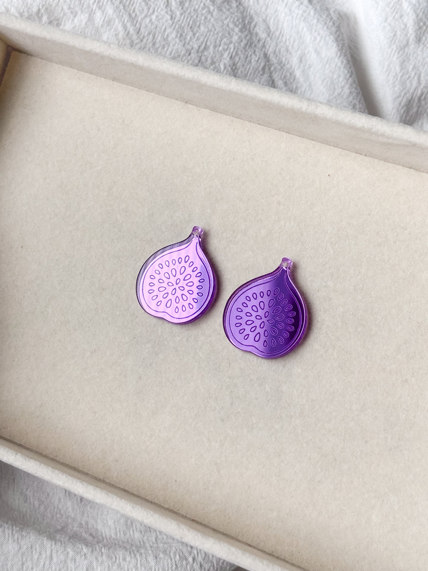Riipus viikuna 30mm 1pari (eri värejä)