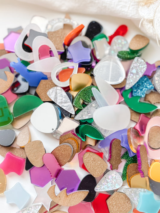 Akryylipalat askarteluun