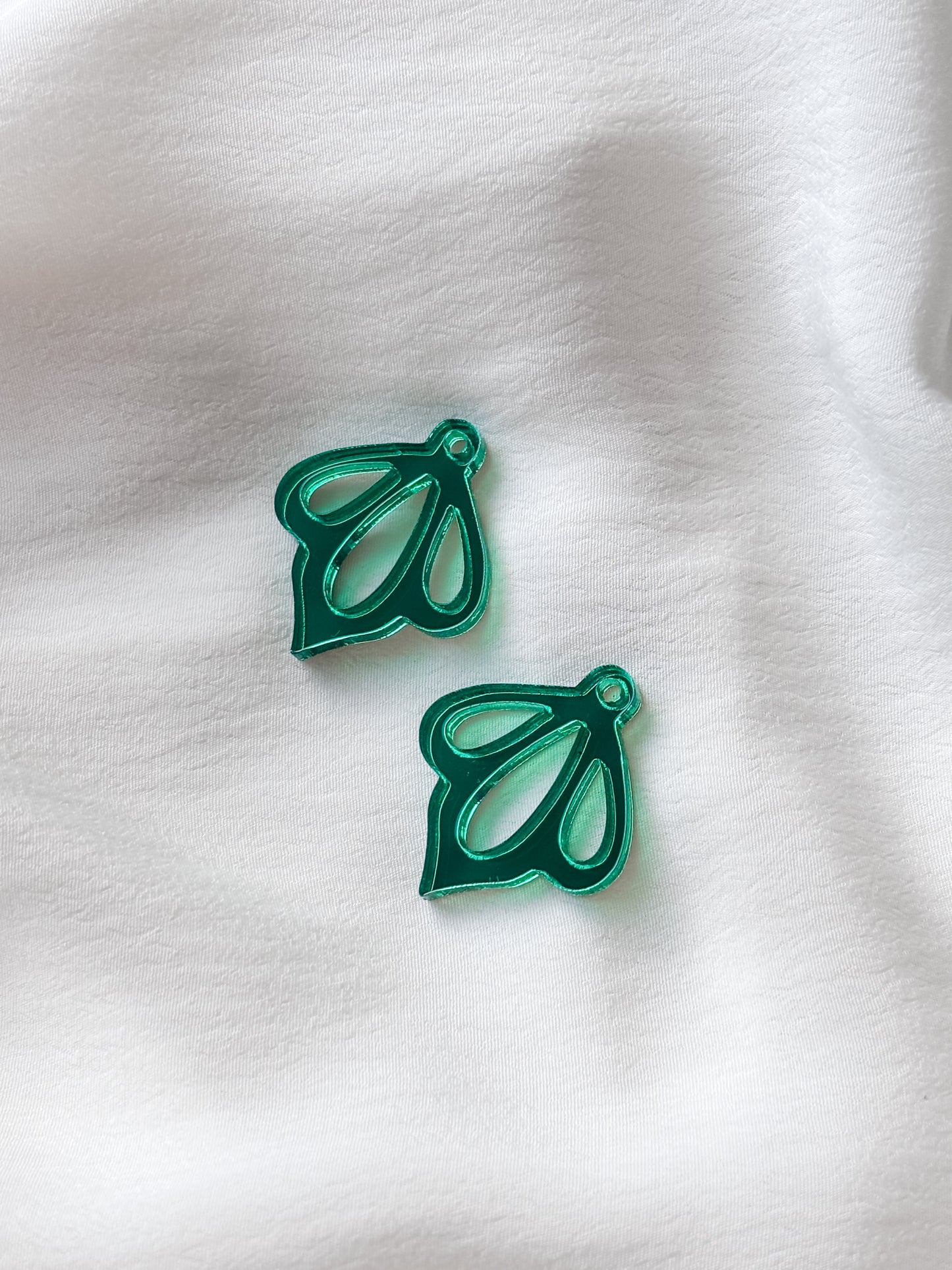 Riipus 30mm 1pari (eri värejä)