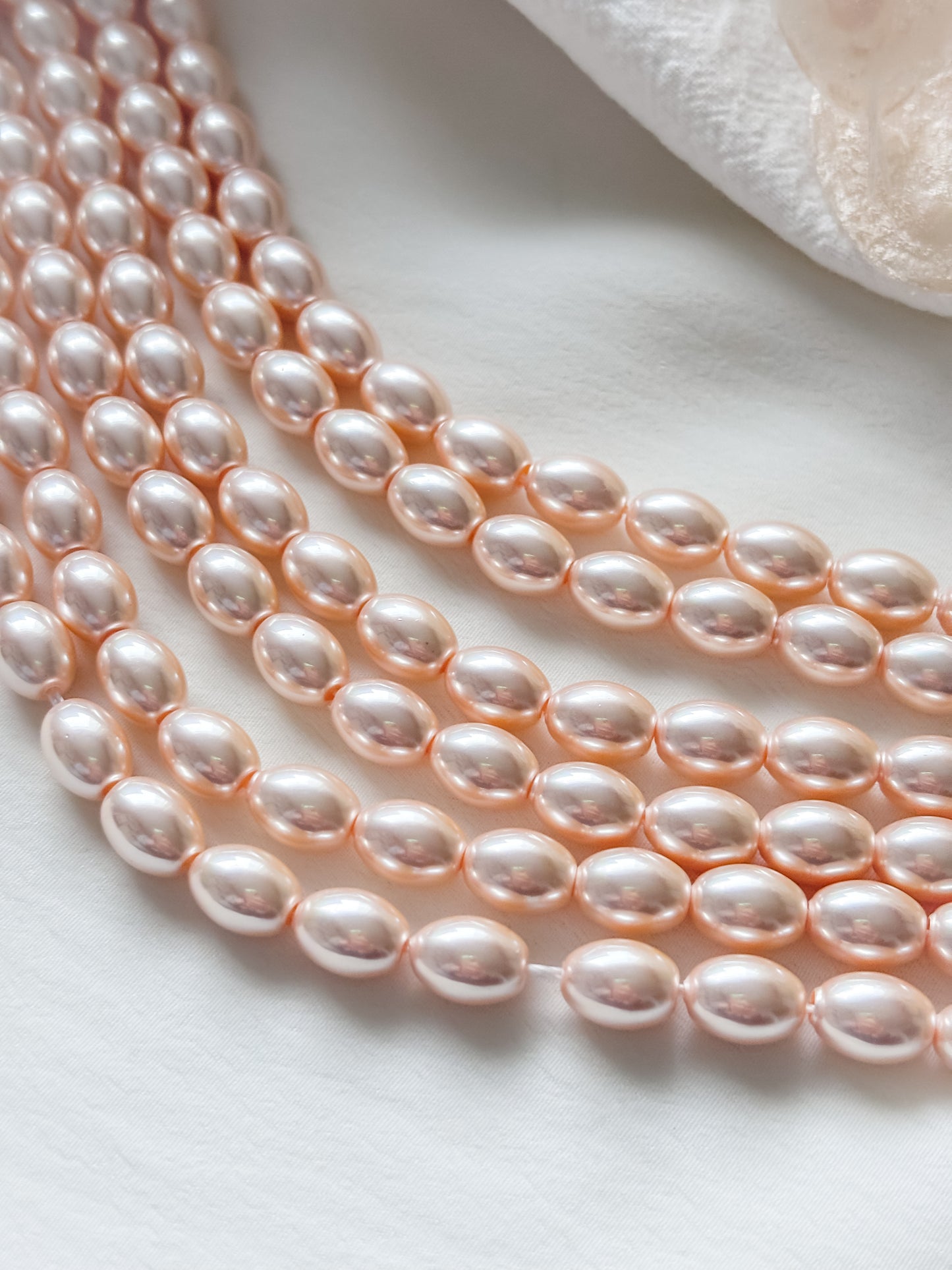 Shell pearl helmi 10x7mm, n.40kpl