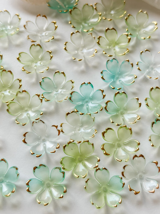 Akryylihelmi kukka 17.5x18x5mm, 20kpl