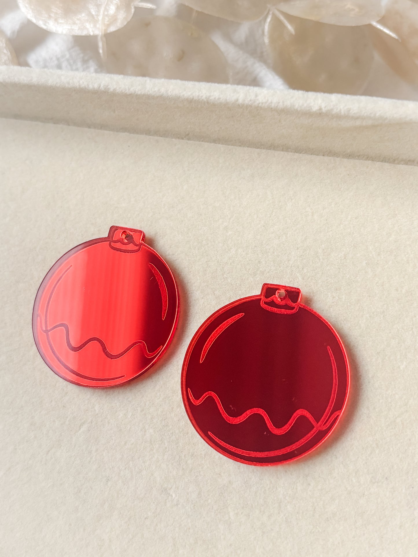 Riipus joulupallo 30mm, 1pari